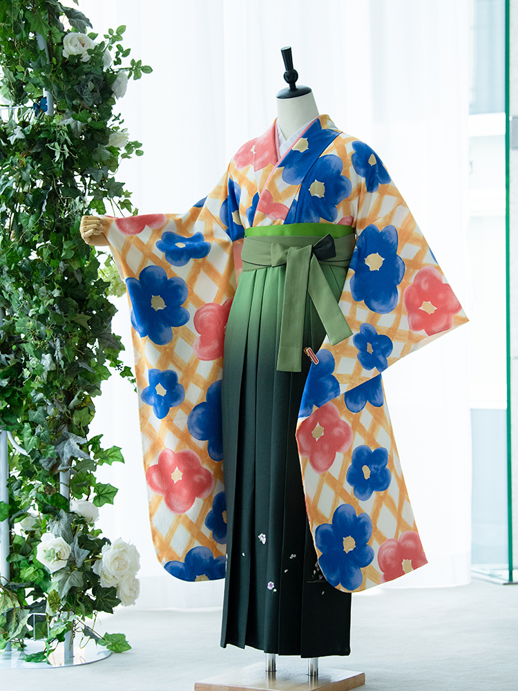 【高級卒業式袴レンタル】907ｆ 卒業式の袴レンタル　「格子・花」　ツモリチサト　振袖+袴