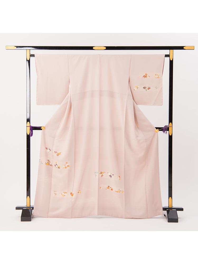 【高級訪問着レンタル】h-101 菱健謹製　灰桜色　花々 MSサイズ 四季の花