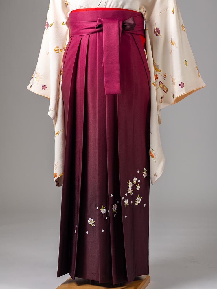 【袴単品レンタル】　赤紫ぼかし刺繍　M、L、LLサイズ　品番：hakama-001