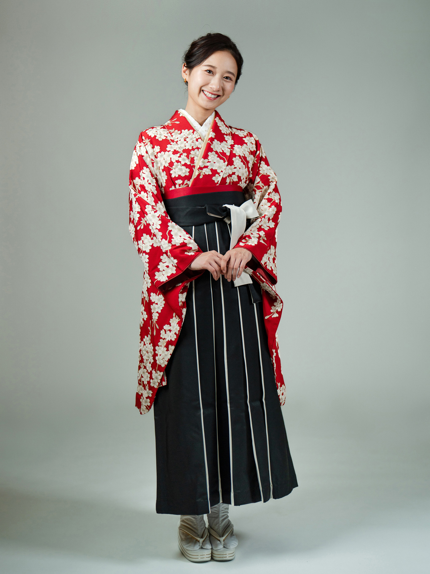 正絹の二尺袖着物と袴レンタル。品番２−17