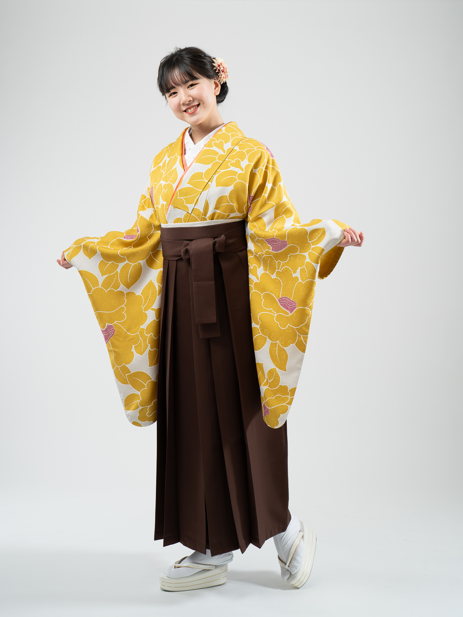 品番2-63の正絹着物と袴レンタルの袖の柄