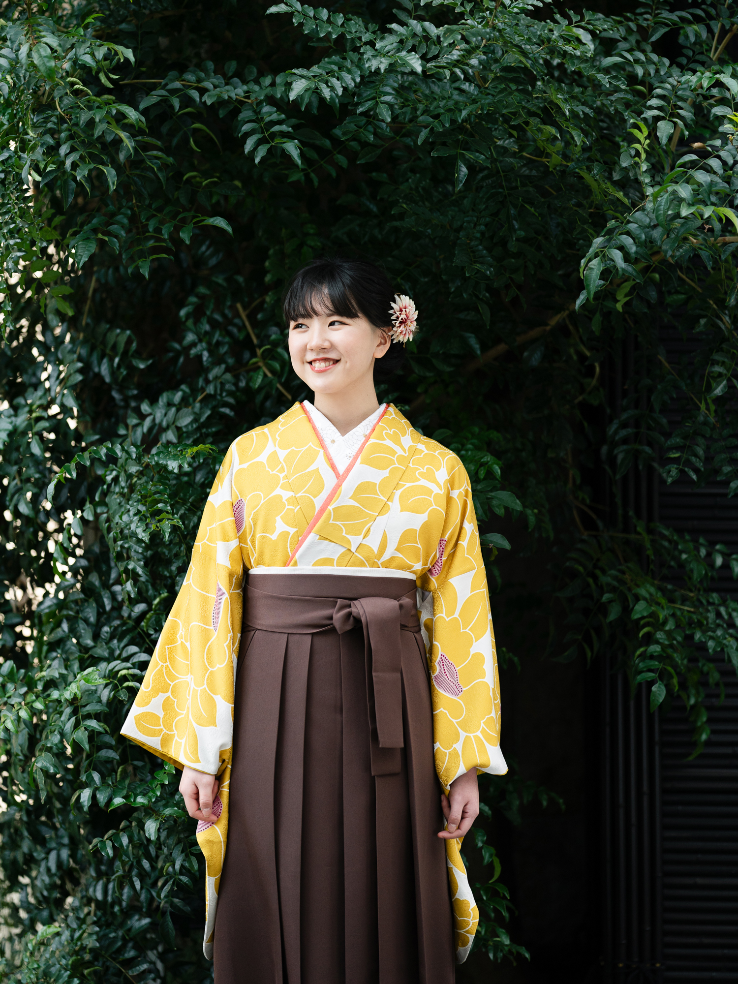 品番2-63の正絹着物と袴レンタル、ポップな雰囲気ですが、上品さもある着物。