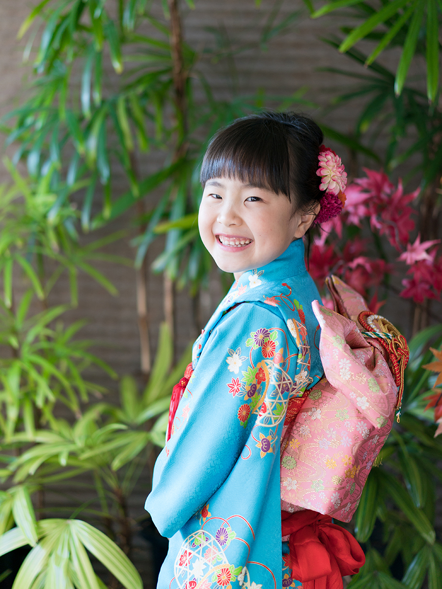 高級7歳女の子の着物レンタル 水色が可愛い七五三の着物 正絹 シルク 品番 ７ １０２ Kimono Pro キモノプロ 京都のきものレンタル 全国宅配 ご来店ご下見も大歓迎