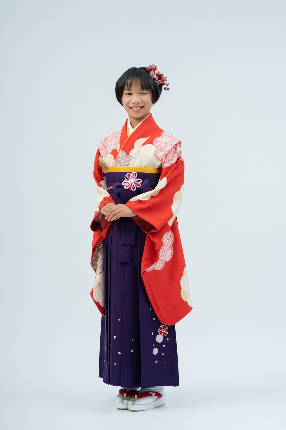 【小学生卒業式袴レンタル】赤色　ねじり梅柄　正絹（シルク）　二尺袖　（品番：S-1203）（2-15）