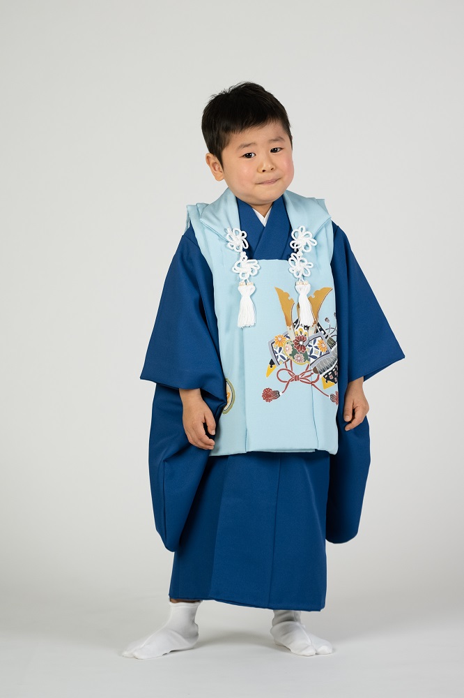 【高級七五三・水色の正絹被布のみレンタル】品番KD-1004 男の子３才用被布のみレンタル　被布・水色・かぶと