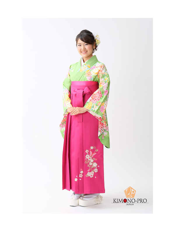 高級卒業式袴レンタル P 26 14 明るい緑色 乱菊と洋花 サイズ 乱菊 洋花 Kimono Pro キモノプロ 京都のはかまレンタル 全国宅配 ご来店ご下見も大歓迎