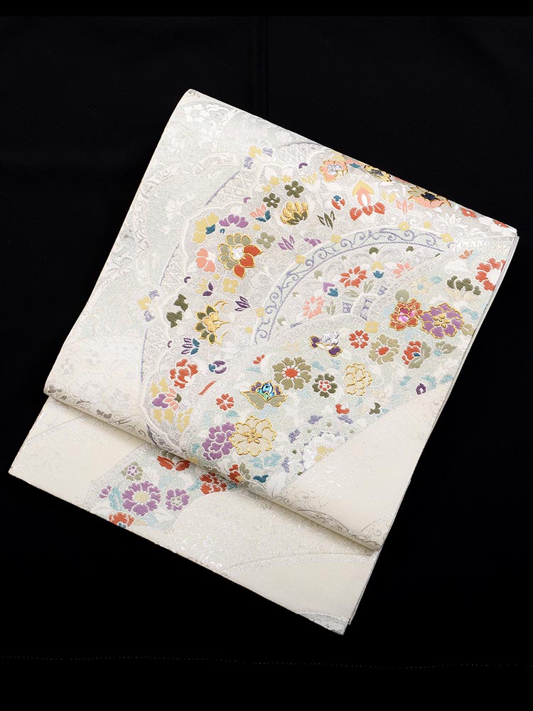 【高級帯レンタル】obi-26-291 高級螺鈿　白地に花々 サイズ 小花