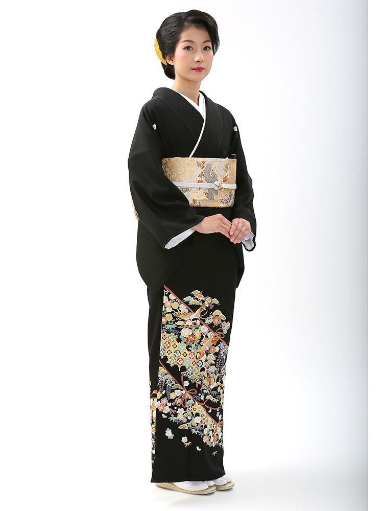 小柄な方向け【高級黒留袖レンタル】1905 京友禅競技会受賞柄　吉祥飛鶴文・ Sサイズ 四季の花・鶴・宝尽くし