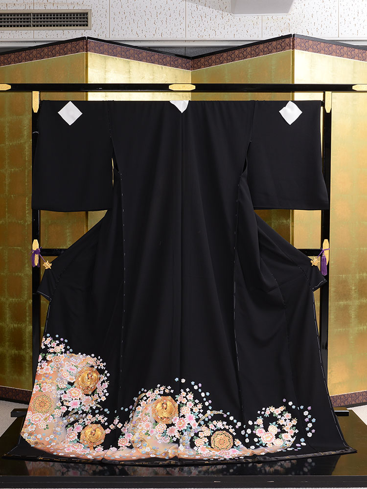 【大きいサイズの高級黒留袖レンタル】t-458 可愛いらしさのある広幅・165cm対応 LLOサイズ 鳳凰と洋花