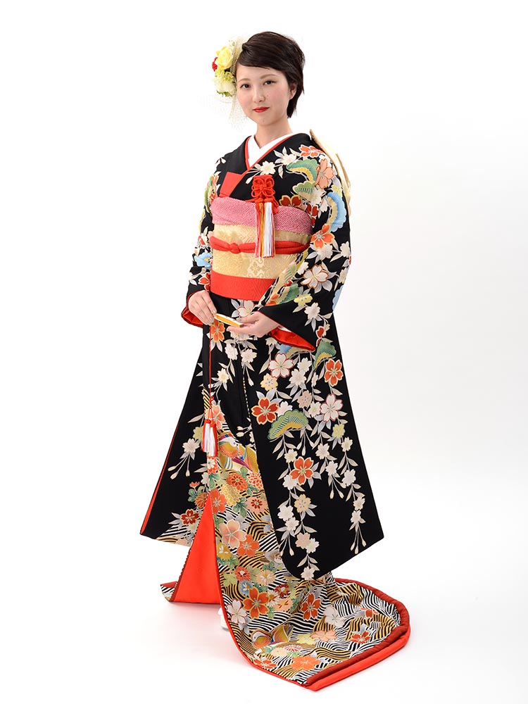 美しい 花嫁衣装（色打掛）金地 檜扇に鶴と松 | paraco.ge